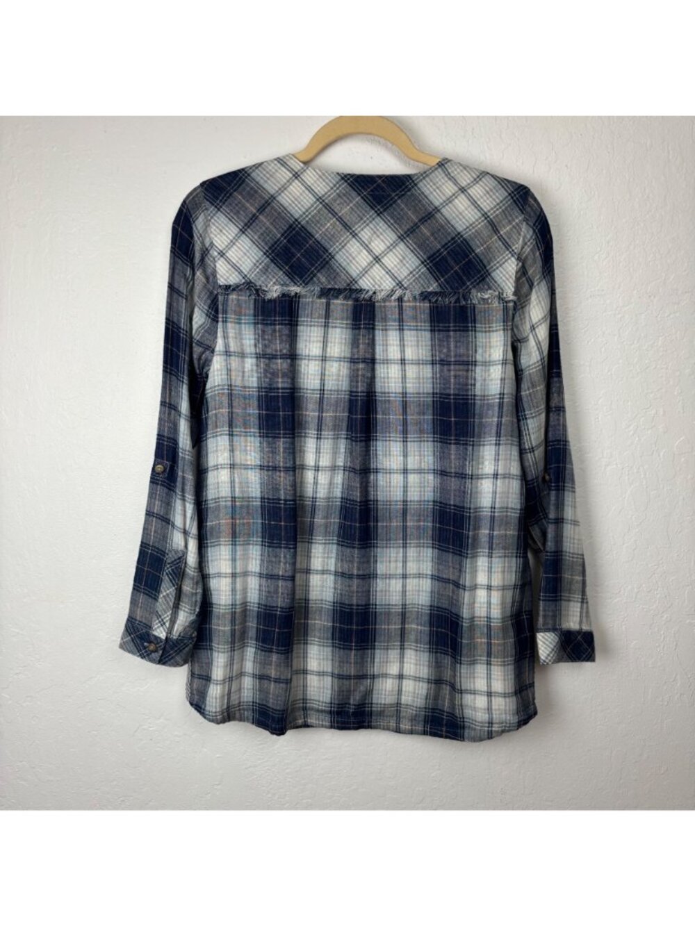✨3/$30 J. Jill Denim S P Blue White Plaid Button-Up Long Sleeve Cotton Top Blous - Picture 5 of 6